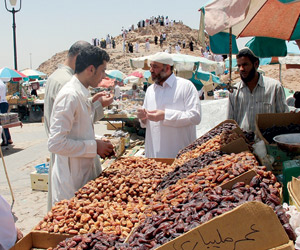 المواسم تنعش أسواق المدينة المنورة جريدة الوطن السعودية